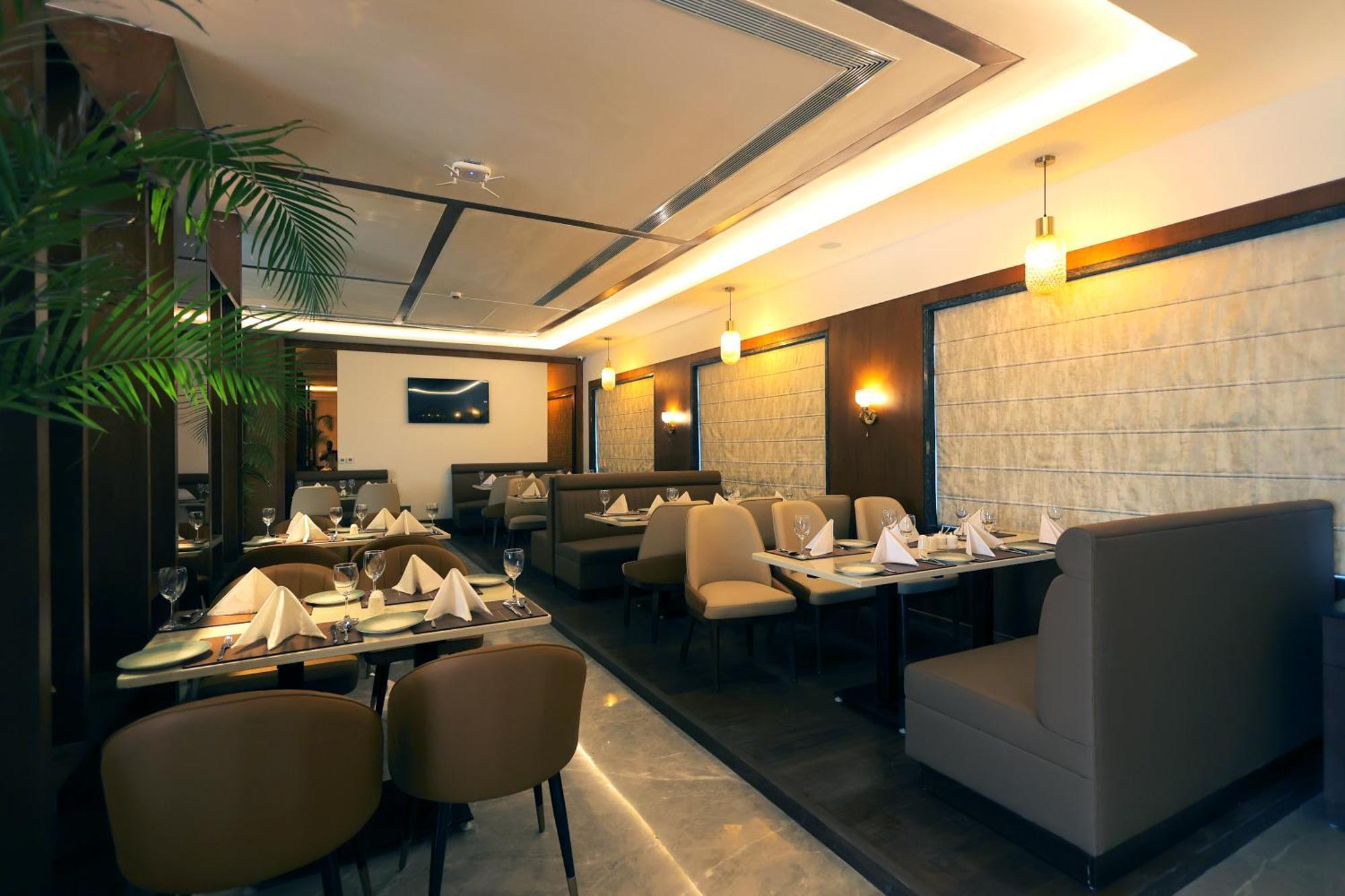 Hotel Pride Elite Haridwār Esterno foto